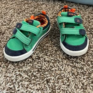 Blue and Green Stride Rite Shoes. 5.5 Wide